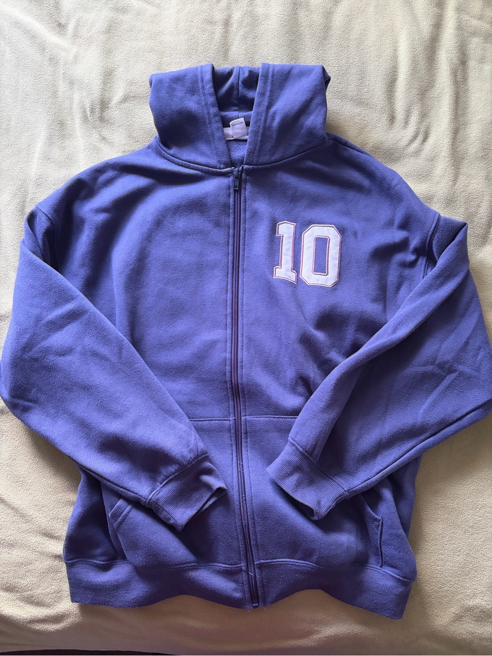 oversized graphic zip up sweater